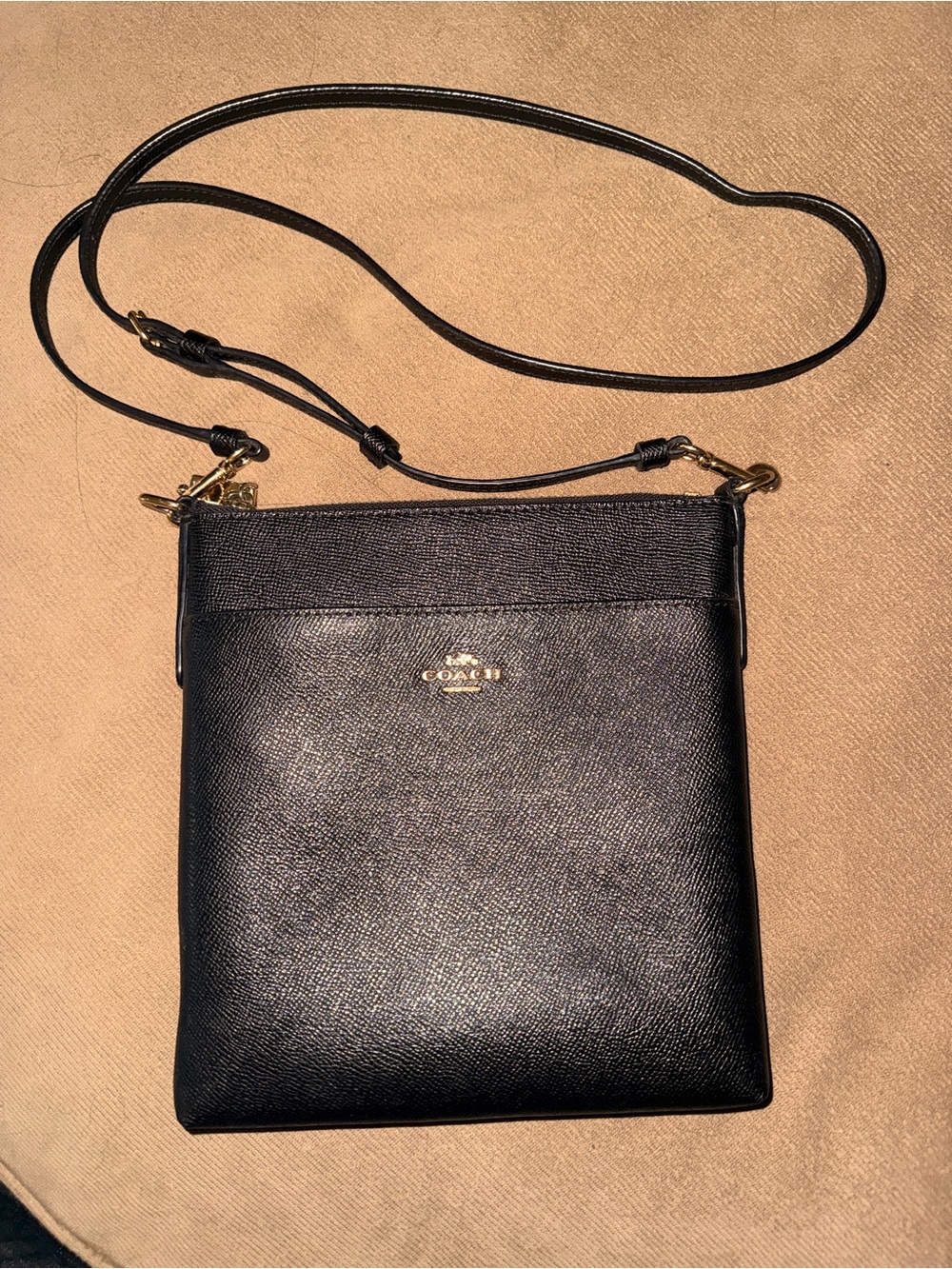 Coach Black Leather Slim Crossbody Messenger Bag with Gold Hardware ✨